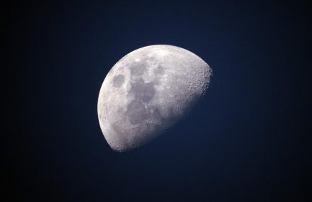 Découvrez les secrets les mieux gardés de la Lune!